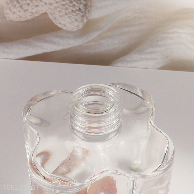 Hot selling tabletop decor glass bottle natural reed diffuser wholesale