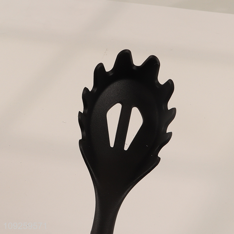 China products silicone kitchen utensil Spaghetti Spatula with wooden handle