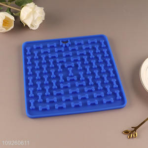 Online Wholesale Pet Dog Cat Silicone Licking Mat with Suction Cups