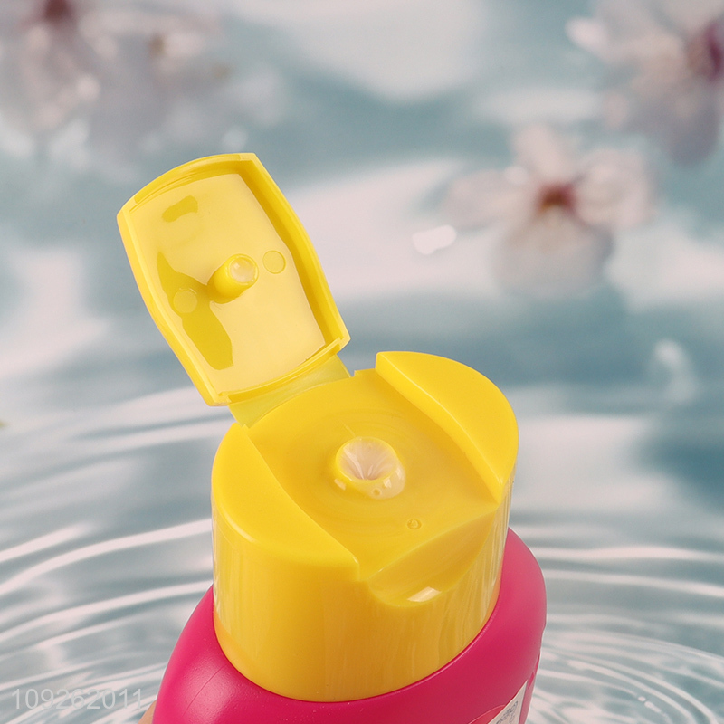 Yiwu market kids strawberry 2in1 shampoo shower gel for sale