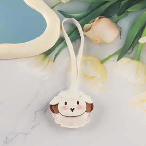 Good Quality Sheep Keychain Pendant Cute PU Leather Keychain Bag Purse Pendant