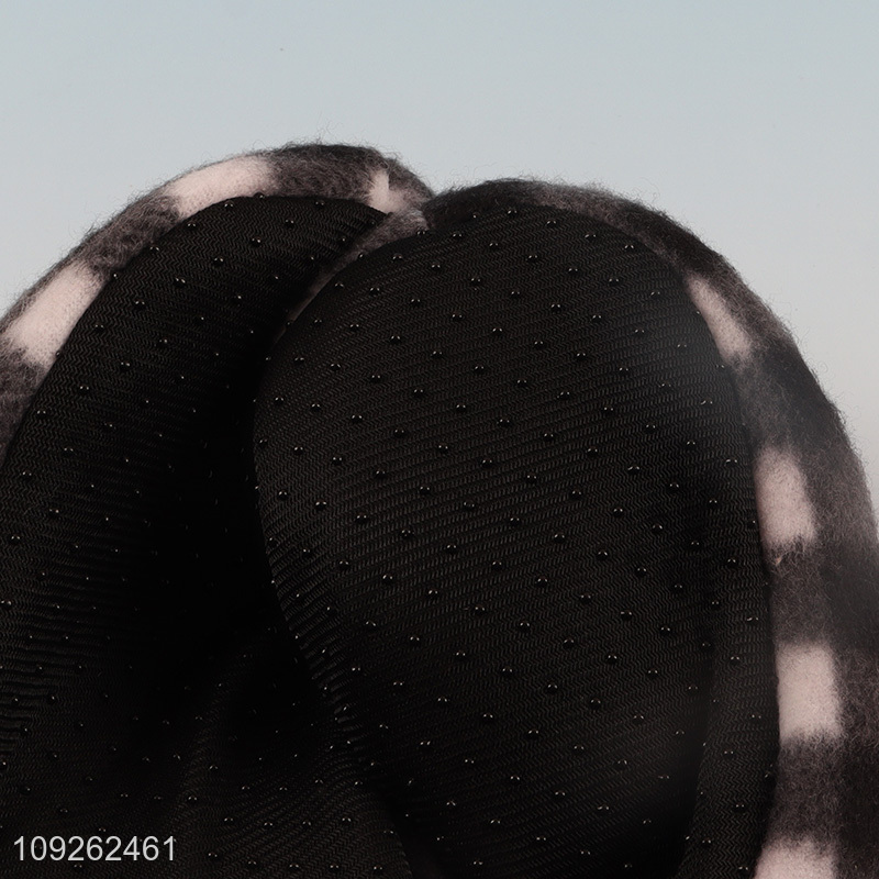 China factory non-slip winter warm plush polyester slippers home slippers