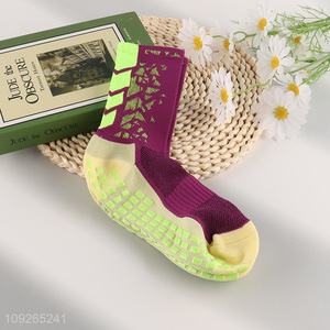 Wholesale Grip <em>Soccer</em> Socks Anti-Slip Basketball <em>Football</em> Sports Socks for Men