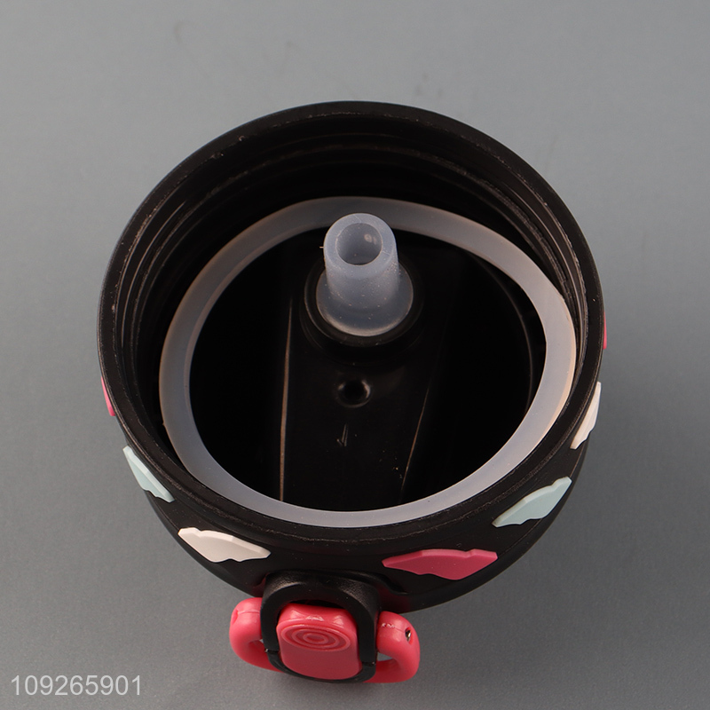 China Imports Portable Outdoor Plastic Sports Water Bottle with Flip Top Lid