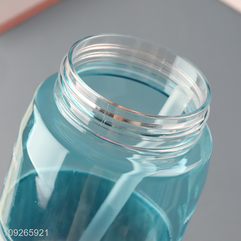 New Product Large Capacity Plastic Sports Water Bottle Sippy Cup with Straw