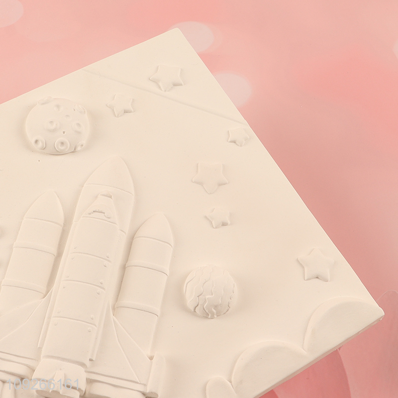 Top quality children diy plaster paint set painting toys with painting brush