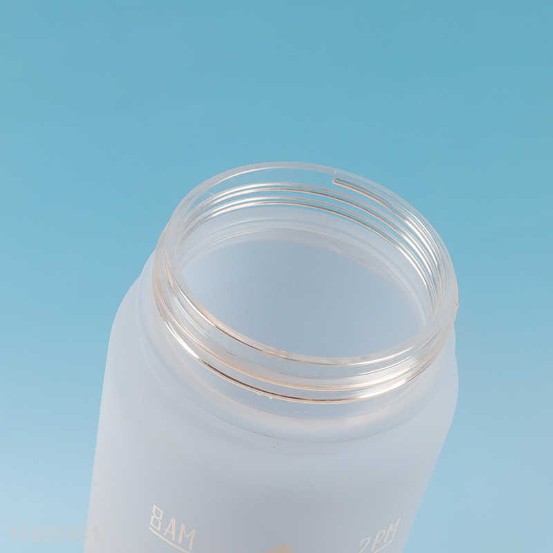 Good Quality 900ML Plastic Water Bottle Portable Leak Proof Water Bottle