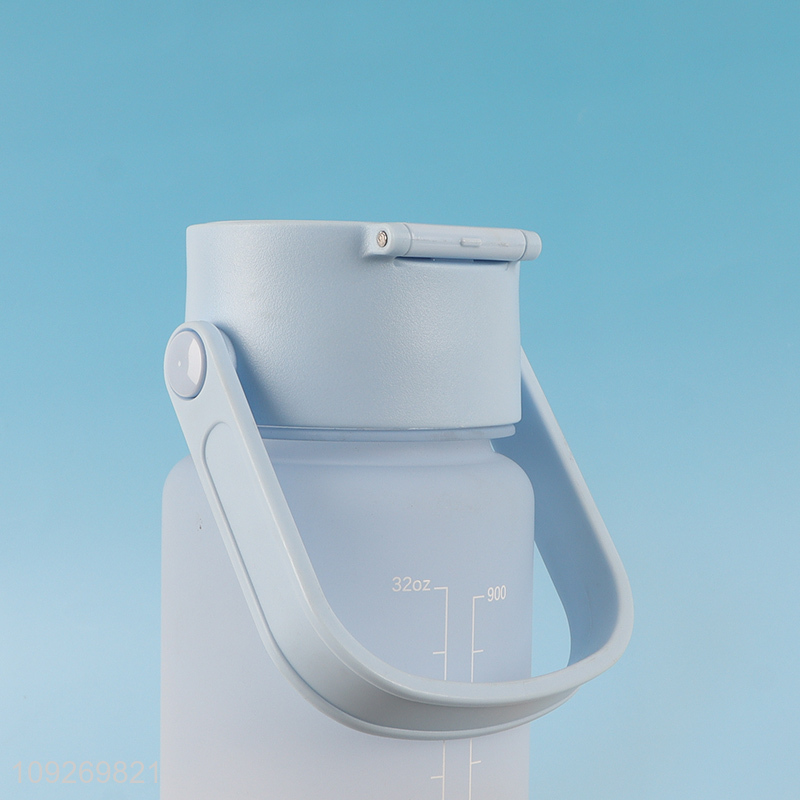 Popular Product 900ML Plastic Water Bottle Custom Logo Portable Water Bottle