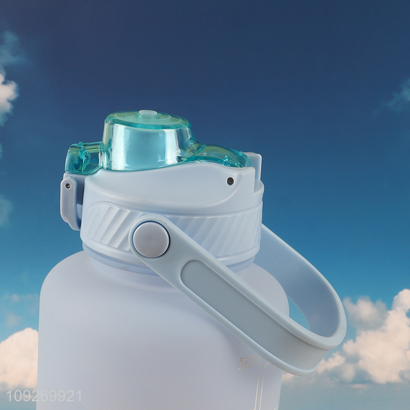 Hot Selling 1500 2000ML Plastic Water Bottle Large Capacity Plastic Water Bottle