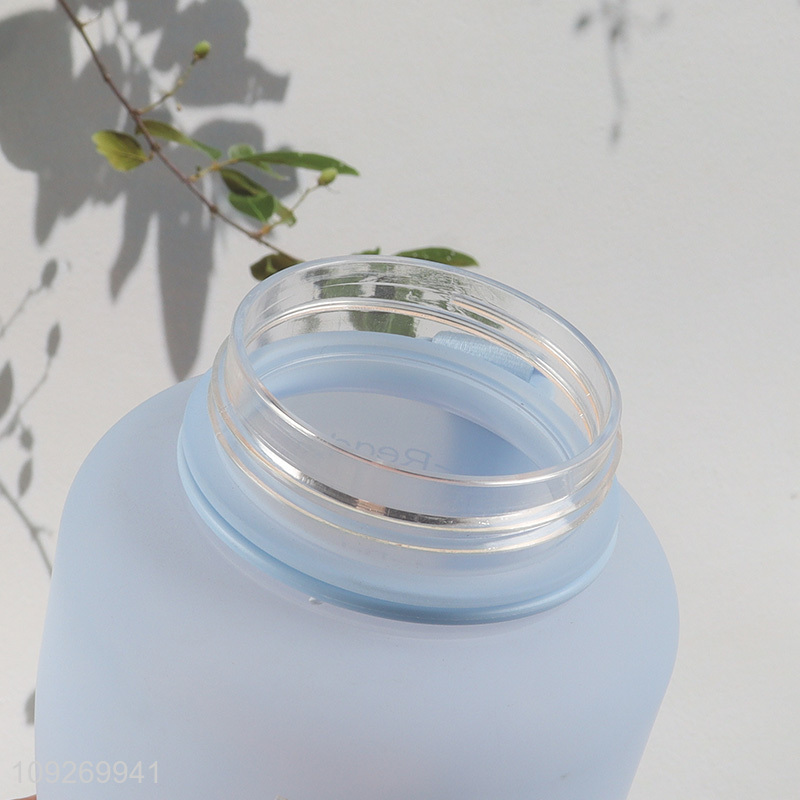 New Product 1500 2000ML Plastic Water Bottle Custom Logo Portable Water Bottle