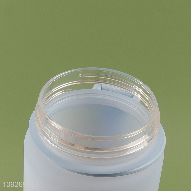 Wholesale 550 750 1000ML Plastic Water Bottle Custom Logo Portable Water Bottle