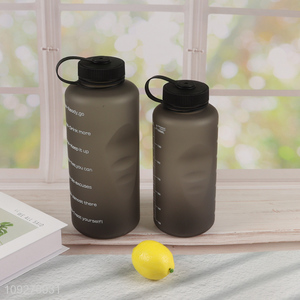 Wholesale 1500 2000ML Plastic Water Bottle Custom Water Bottle with Carry Handle