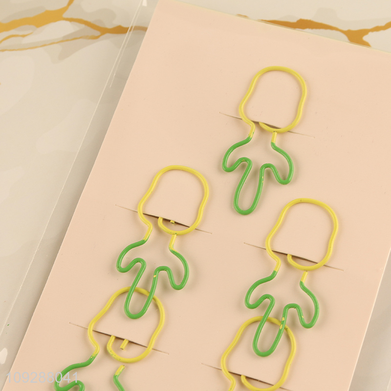 China factory pineapple shape iron paper clips set