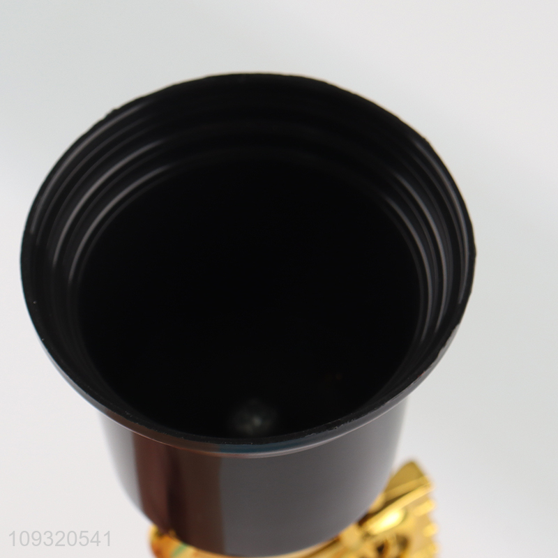 Hot selling plastic crafts plastic golden trophy