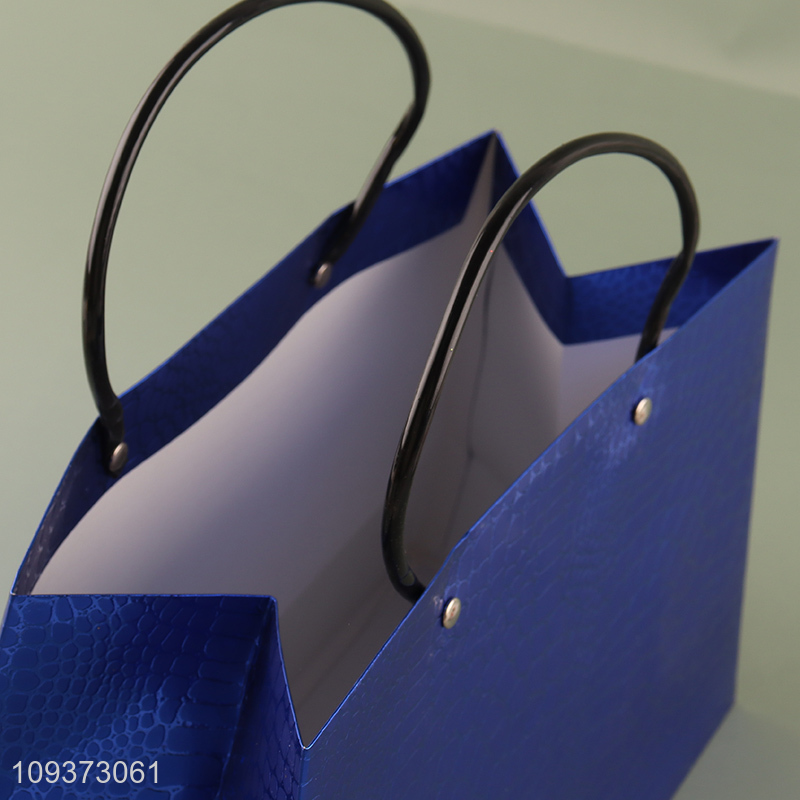 Good quality gifts packaging bag paper bag for Christmas